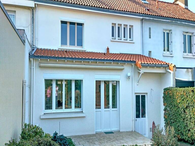 Maison familiale & dépendance aux multiples possibilités ! — photo 1