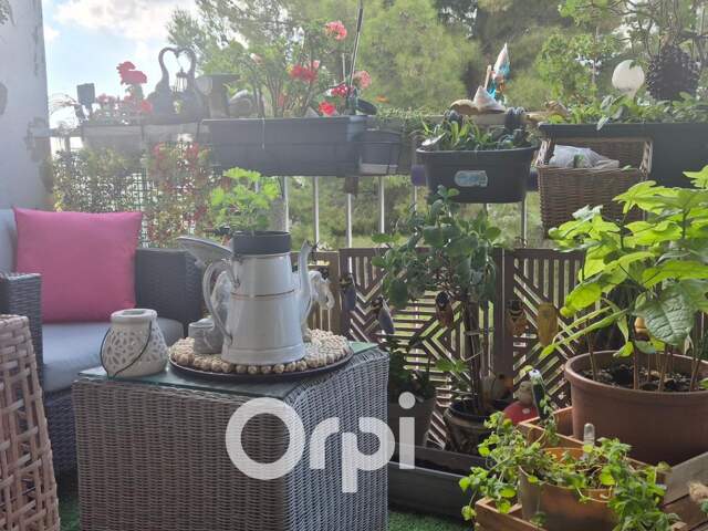 LES CAILLOLS 13012 APPARTEMENT T4 AVEC TERRASSE ET PARKING — photo du bien