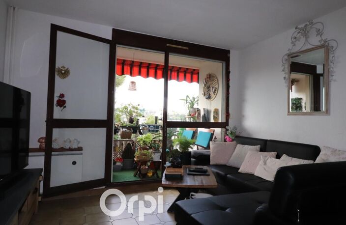 LES CAILLOLS 13012 APPARTEMENT T4 AVEC TERRASSE ET PARKING — photo 2