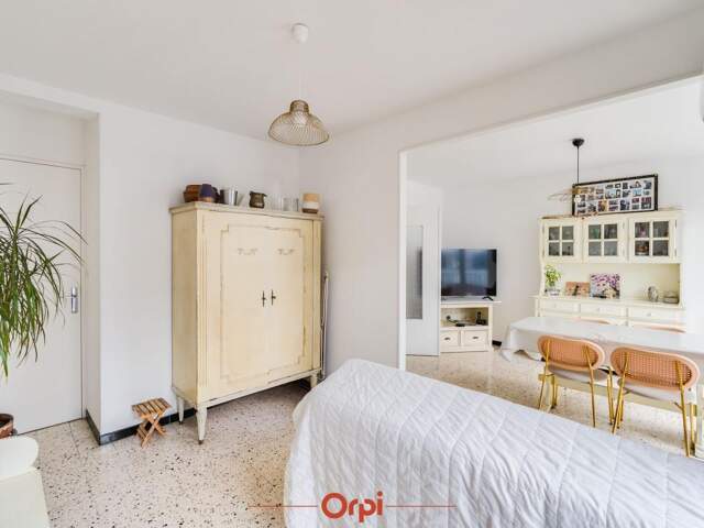 Appartement À Vendre — photo du bien