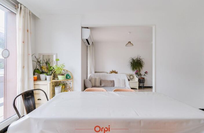 Appartement À Vendre — photo 2