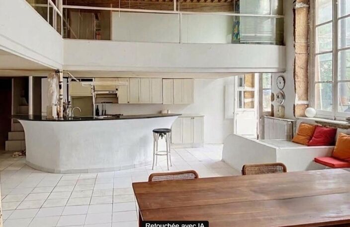 Duplex d'exception esprit loft avec jardin arboré privatif de 400 m² environ, atelier, cave et dépendances - La Croix-Rousse — photo 4