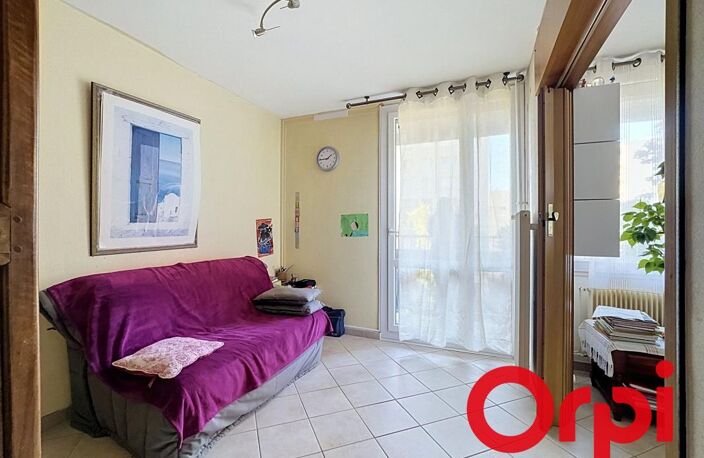 T4 à vendre aux Célestins — photo 3