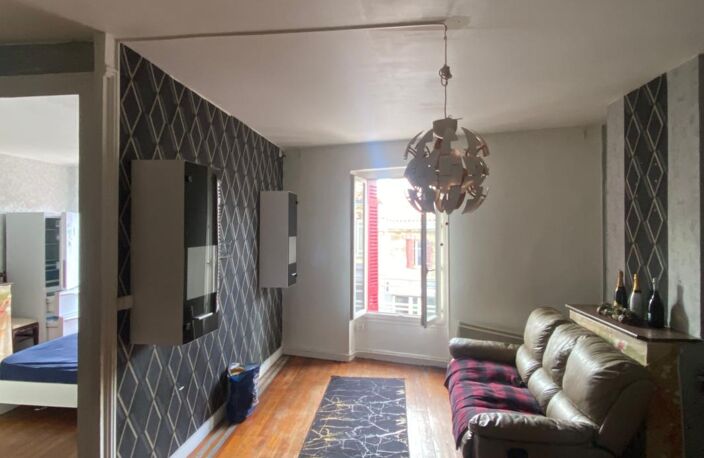 T3 – Immeuble en pierre – Quartier des Capucins — photo 2