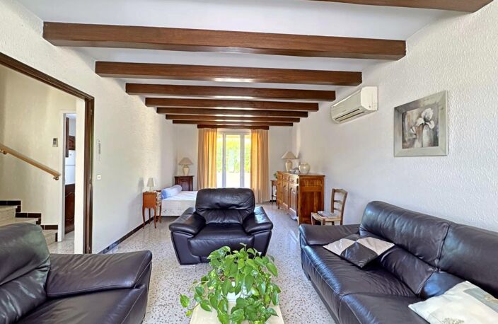 LUNEL - Maison 3 Chambres - Garage - Jardin - Climatisation - Forage — photo 2