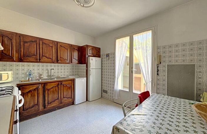 LUNEL - Maison 3 Chambres - Garage - Jardin - Climatisation - Forage — photo 4
