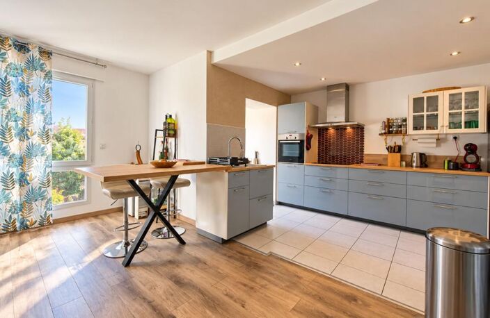 Appartement À Vendre — photo 2