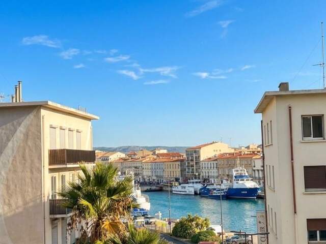 Appartement À Vendre - Gros potentiel - Ascenseur — photo du bien