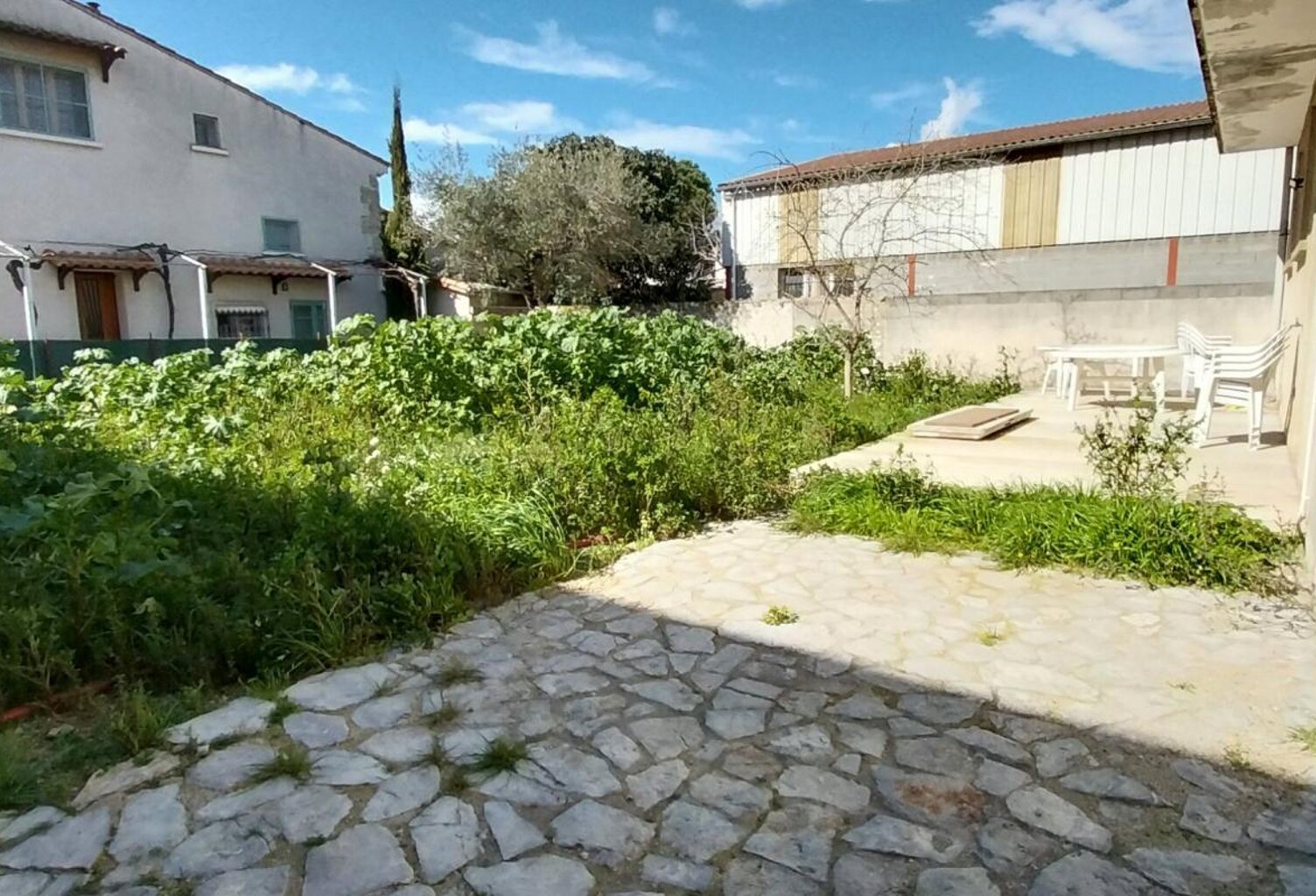 SAUVIAN -Location bas de maison meublé — photo 1