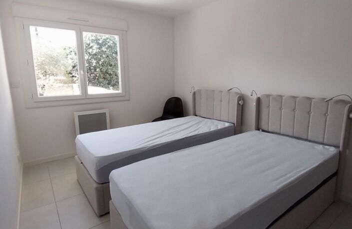 SAUVIAN -Location bas de maison meublé — photo 4