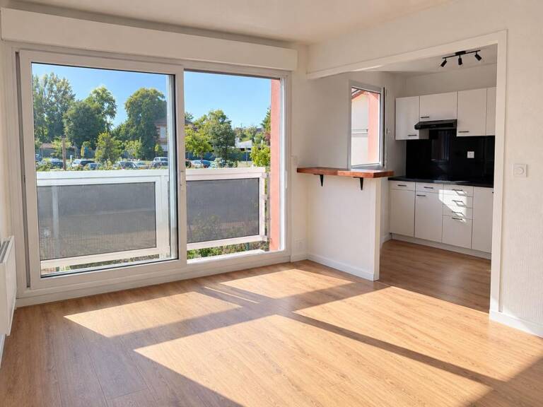 Appartement À Louer — photo 1