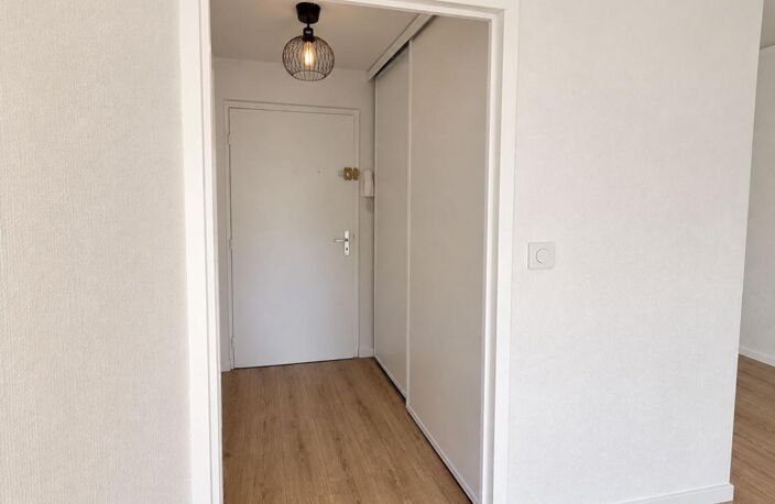 Appartement À Louer — photo 4