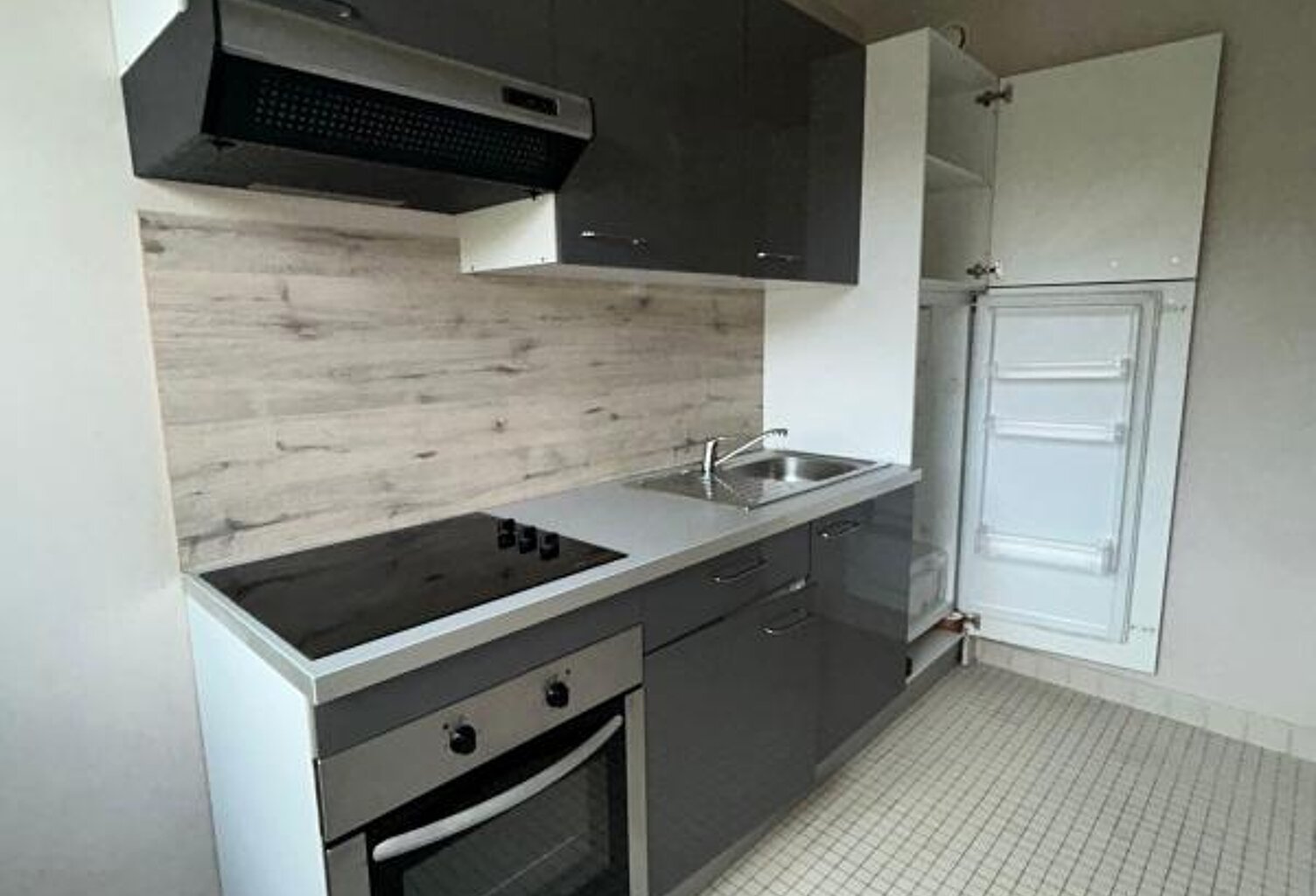 Appartement À Louer — photo 1