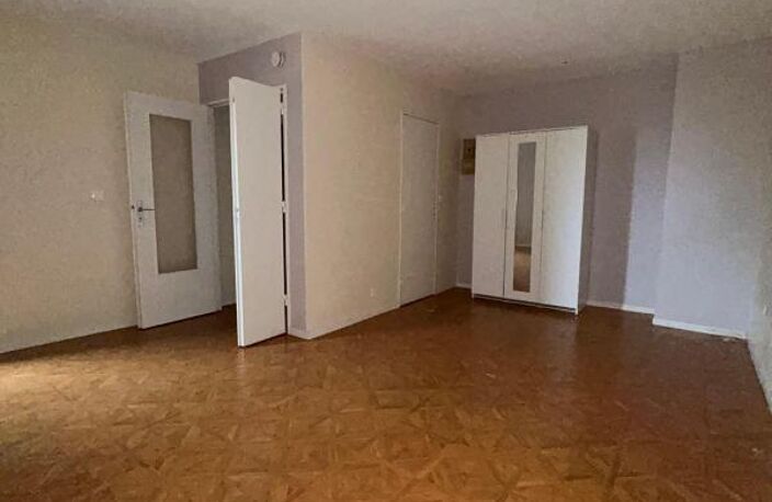 Appartement À Louer — photo 2
