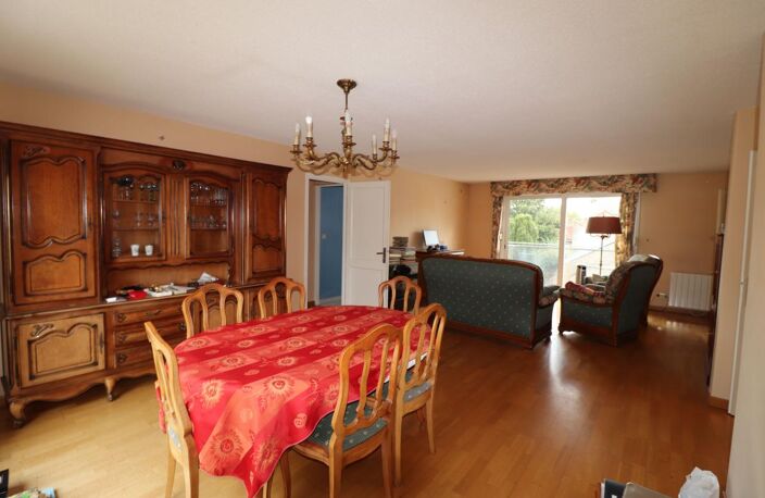 Appartement À Vendre — photo 3