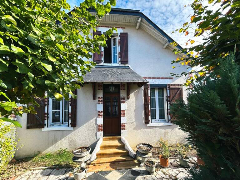 Maison À Vendre — photo 1