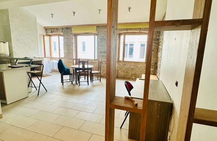 Appartement de 73m2 à louer sur Lyon 02 — photo 2