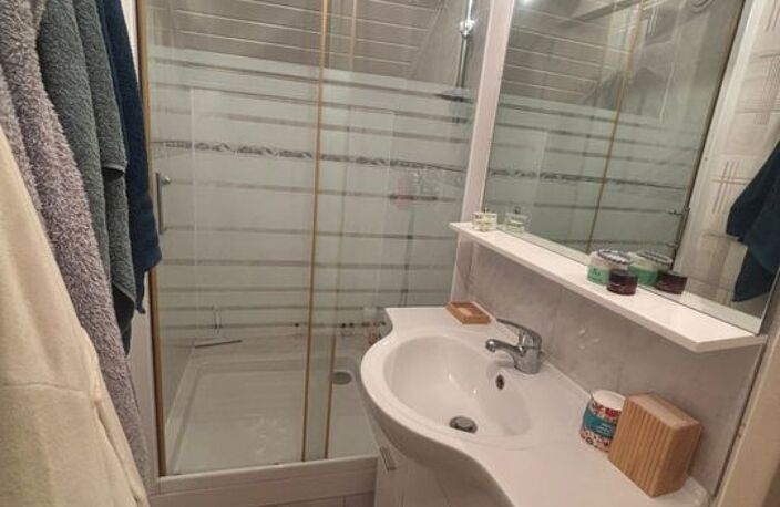 Chambre de 11m2 à louer sur La Ville-du-Bois — photo 3