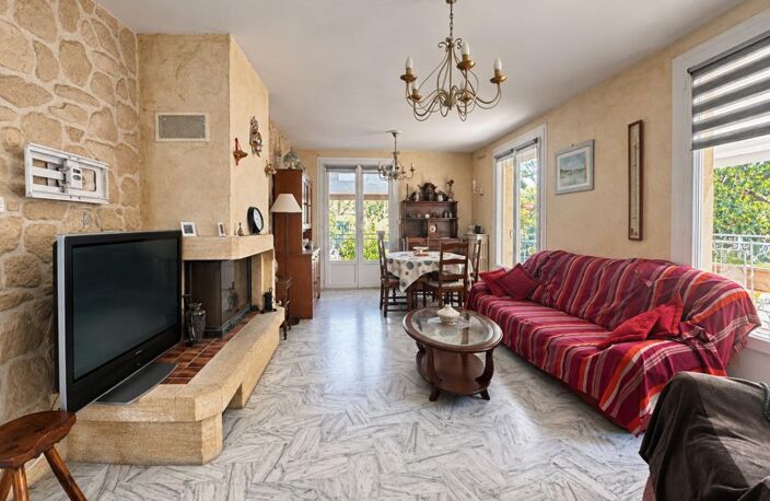 FONTENILLES – Maison avec piscine — photo 5