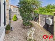 **Maison charentaise à vendre à Bussac-sur-Charente : 144 m² pour écrire votre prochain chapitre** — photo 3