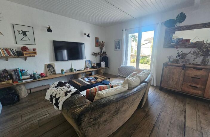 Appartement à Louer meublé à l'année — photo 2