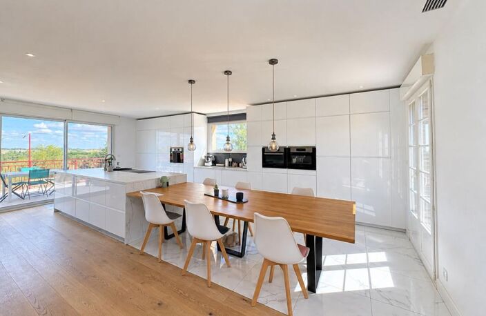 EXCLUSIVITÉ ORPI – MAISON 200 M² AVEC PISCINE ET TERRAIN DE 3 000 M² – DRÉMIL-LAFAGE — photo 3