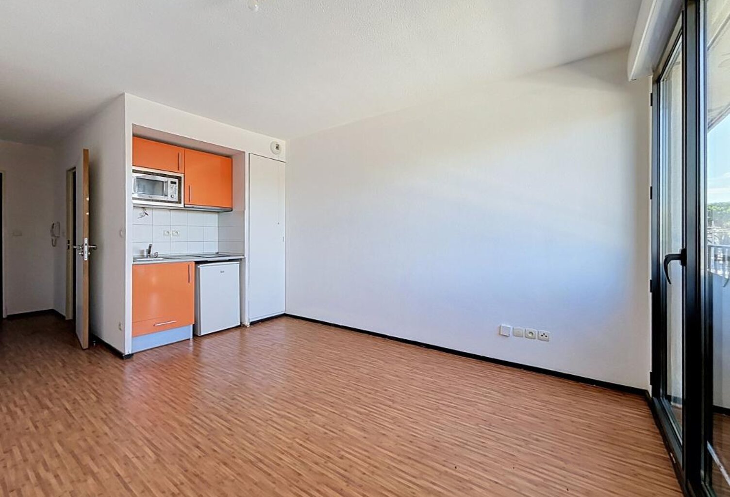 Montpellier – Appartement de 22,65 m² avec parking – Tramway au pied de la résidence — photo 1
