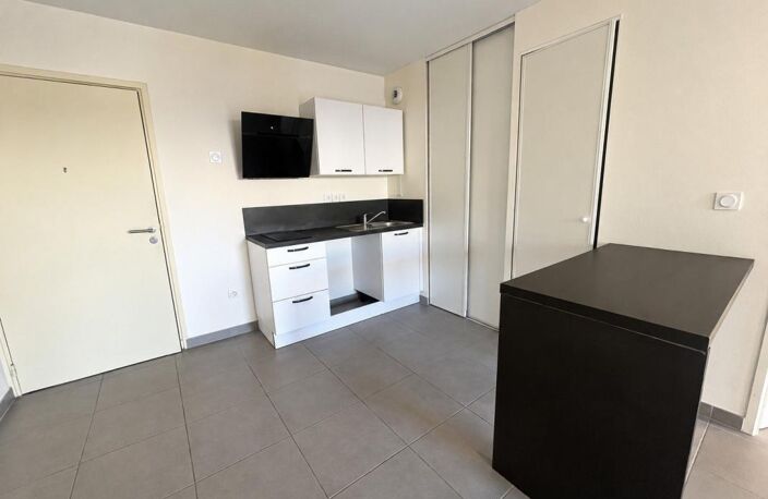 Appartement À Vendre — photo 2