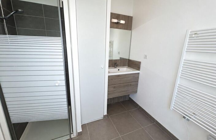 Appartement À Vendre — photo 3
