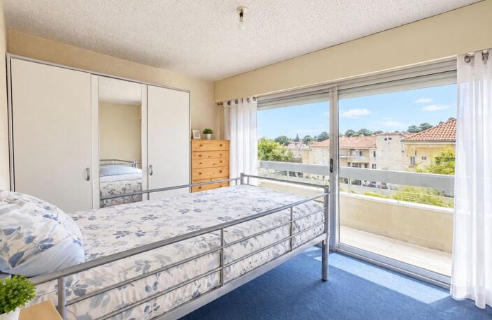 VENTE d'un appartement T2  à BORDEAUX — photo 4