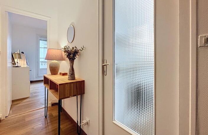APPARTEMENT DEUX PIECES A VENDRE TOURS COLBERT vendu avec locataire en place — photo 3