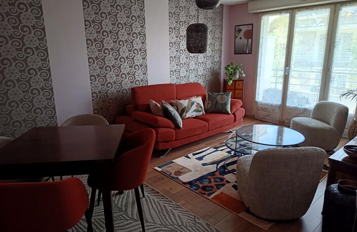 Appartement À Vendre — photo 2