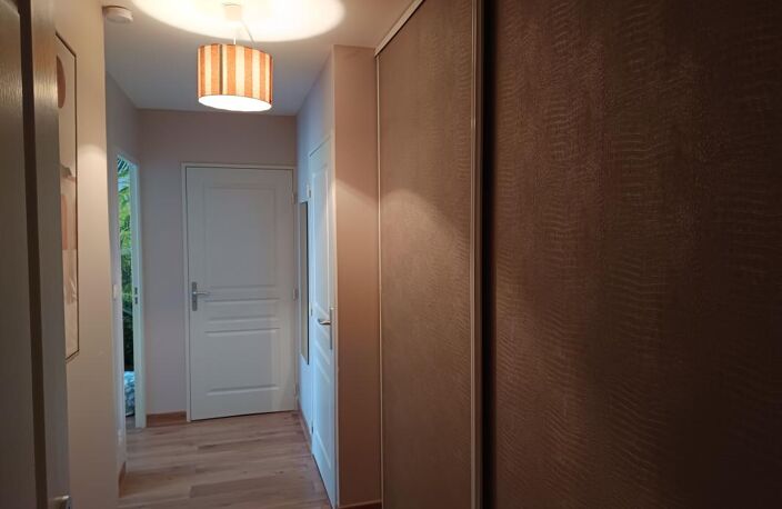 Appartement À Vendre — photo 3