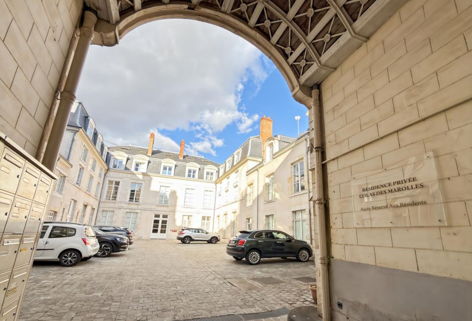 💼 BUREAUX D'EXCEPTION 85 m² — HÔTEL PARTICULIER (ORLÉANS CENTRE) 🏛️ — photo 1