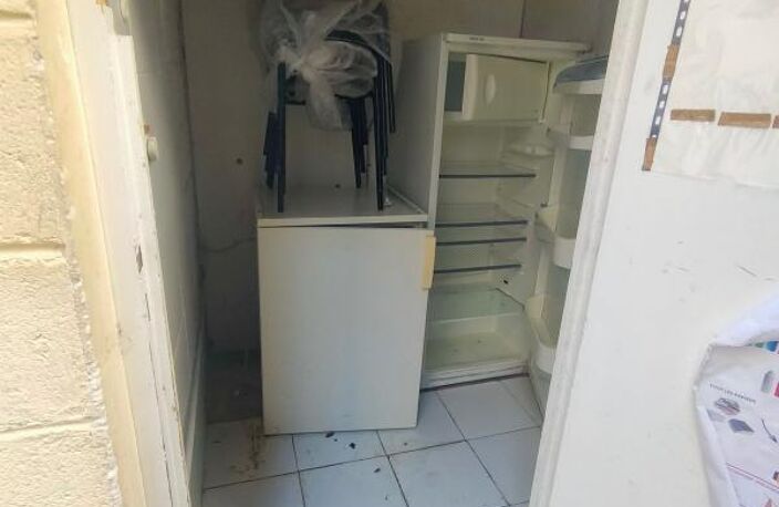Bien Commercial À Vendre — photo 4