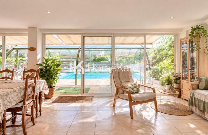 Villa avec dépendance et piscine — photo 2