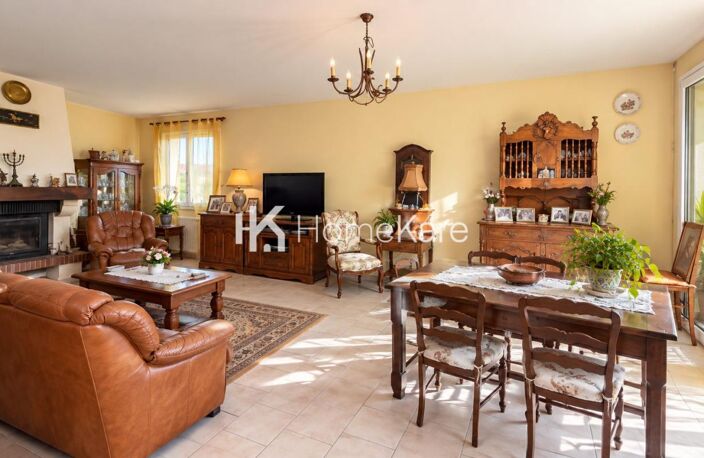 Villa avec dépendance et piscine — photo 3