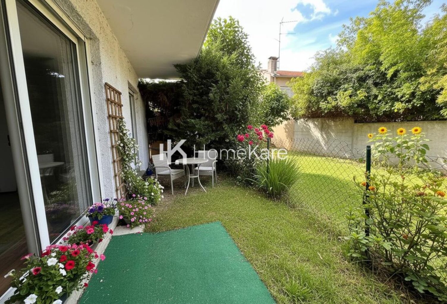 T2 AVEC JARDIN — photo 1