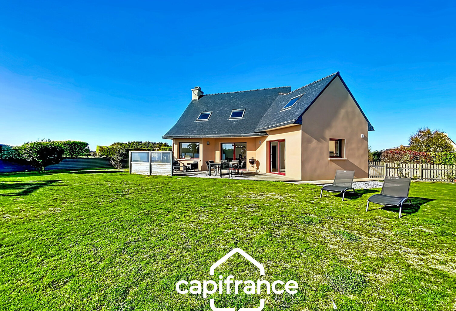 À VENDRE - LANNILIS (29870) - MAISON CONTEMPORAINE F6 - 131 M² HABITABLES - TERRAIN 876 M² - DPE A — photo 1