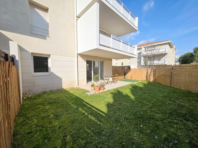 SALON-DE-PROVENCE – T2 AVEC JARDIN, TERRASSE & GARAGE – EXCLUSIVITÉ — photo du bien