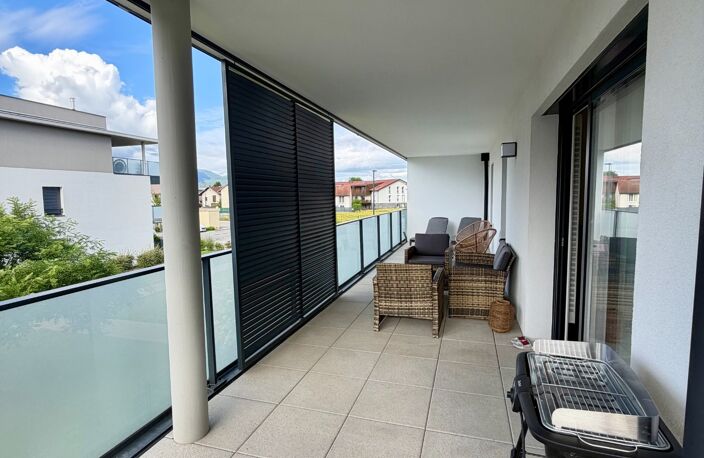CRANVES-SALES – GRAND T3 DE 77 M² AVEC TERRASSE DE 47 M² EXPO SUD-EST — photo 2