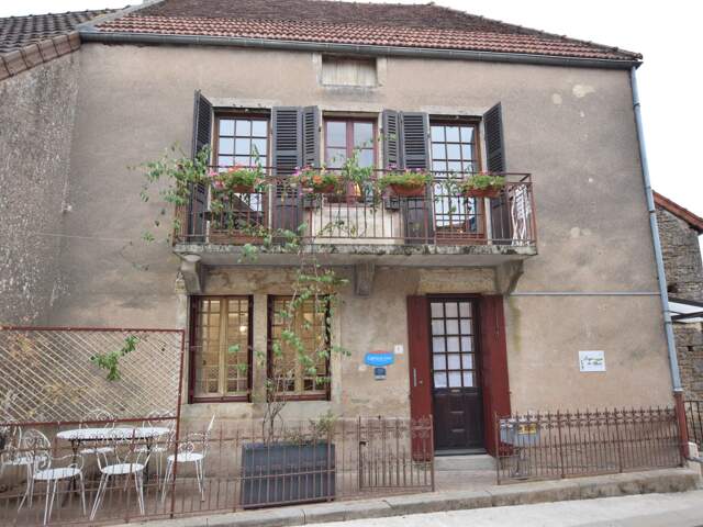 Maison  de 77 m2 à SAINT SERNIN DU PLAIN (71) — photo du bien