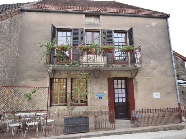 Maison  de 77 m2 à SAINT SERNIN DU PLAIN (71) — photo 1