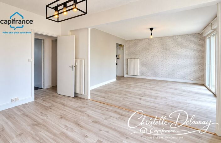 À VENDRE – BEL APPARTEMENT DE 65 M² AVEC BALCON, PARKING ET CAVE À LAVAL — photo 2