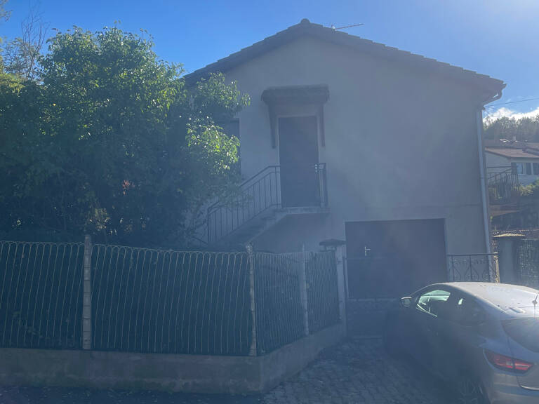 UNE MAISON À PERSONNALISER, UN GRAND TERRAIN ET 97 M² DE SOUS-SOL : UN BEAU POTENTIEL À DÉCOUVRIR ! — photo 1