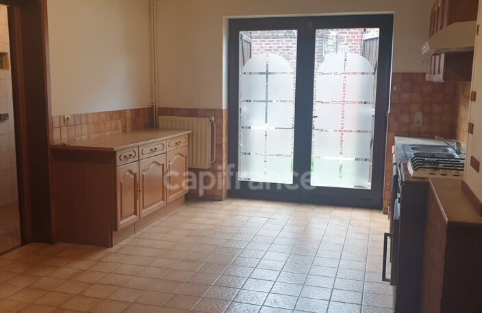 Maison de ville 3 chambres avec terrasse de 29 m², garage et combles aménageables — photo 2