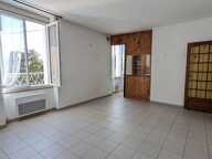 CHAUMES-EN-BRIE – CENTRE-BOURG – UN APPARTEMENT  58 m² LUMINEUX À RÉINVENTER ! — photo 4