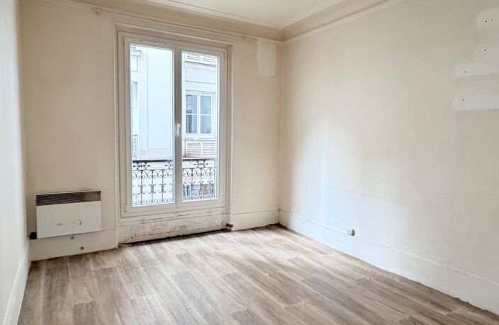 2 pièces PARIS 11 rue Camille Crespin du Gast — photo 5