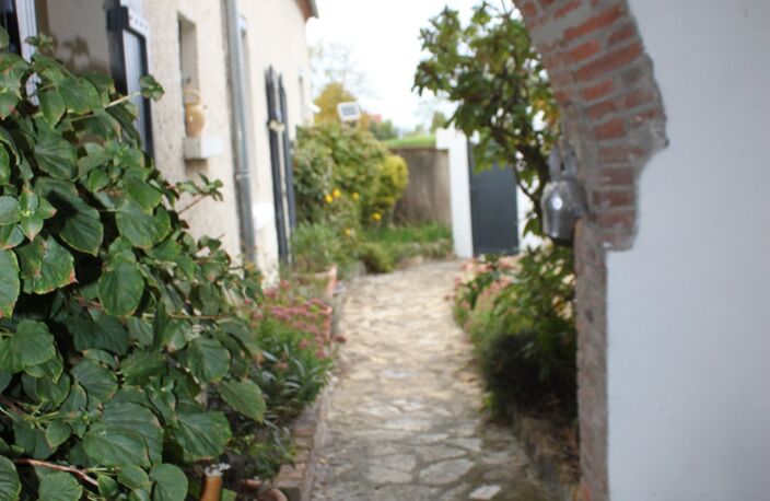 Maison à vendre 8 pièces QUINSSAINES (03) — photo 2