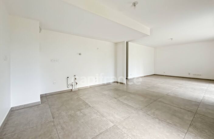 Appartement à vendre 5 pièces DIVONNE LES BAINS (01) - 108m2 - rez-de-jardin clos, 2 garages, cave — photo 3
